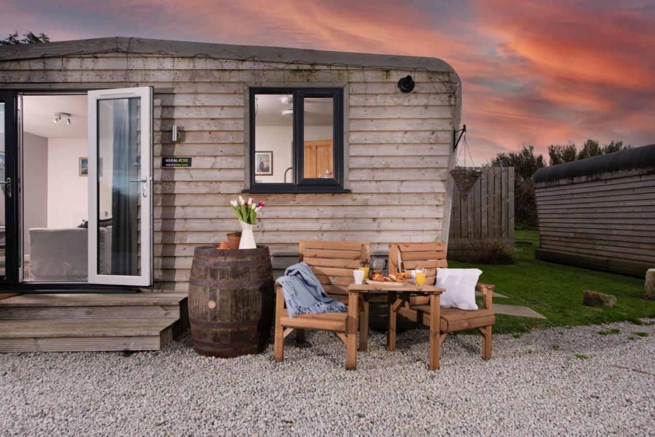 Wheal Rose -Beautifully Fitted Lodge Helston Cornwall المظهر الخارجي الصورة