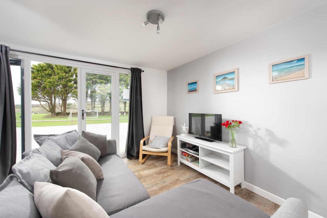 Wheal Rose -Beautifully Fitted Lodge Helston Cornwall المظهر الخارجي الصورة